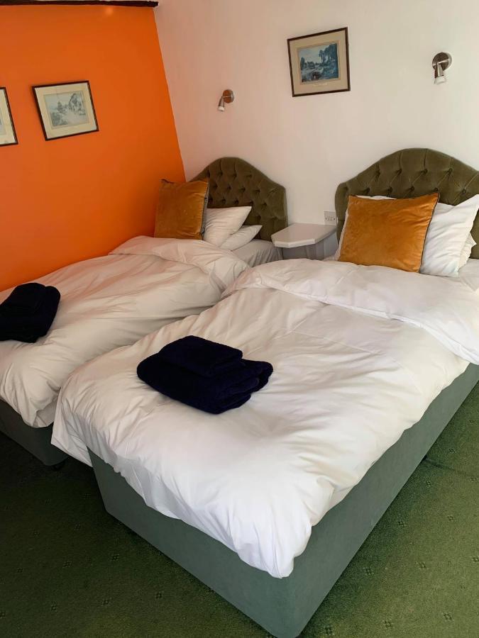 Ye Olde White Harte Hotel Burnham-on-Crouch Room photo